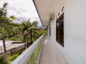 Urbanview Hotel Kampung Istal Megamendung Puncak