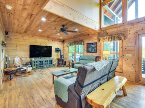Expansive Sky Valley Lodge w/ Mountain Views!