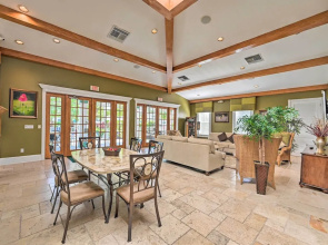 Luxury Golf Villa in Beautiful Lely Resort w/ Pool