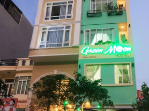Green Moon Beach Hostel