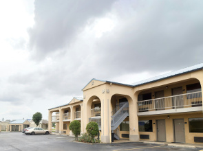 Deerfield Inn By Capital O Blytheville AR I55