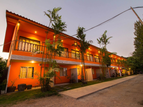 Honeyland Resort