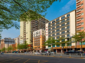 Wanshi Chang Anshun Express Apartment (Shenzhen North Railway Station)