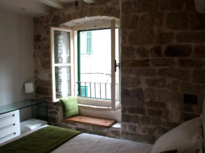 Luxury San Giovanni Apartment 2
