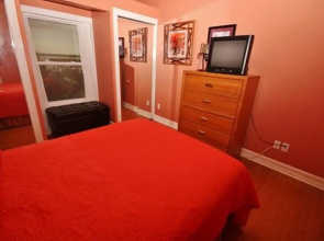 Luxury on the Lagoon Apartment 4