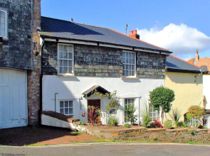 Holiday Home Bosuns Cottage