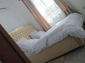 A lovely 1- Bedroom Private Studio