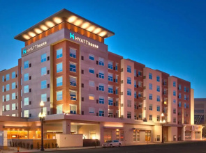 Hyatt House LA - University Medical Center