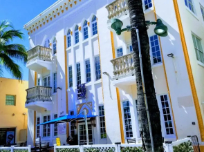 918 Sobe Flats