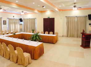 Golden Coast Resort and Spa