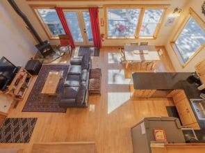 Cascades Adventure Cabin