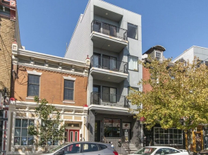 Majestic Nolibs Retreat - Roof Deck and Balcony