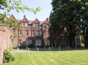 Accommodation Windsor Ltd - Camperdown House Apartment