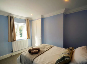 STABLE HOUSE - Near Windsor Castle