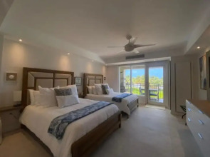 Golfside Villas
