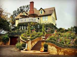 The Inn on Knowles Hill