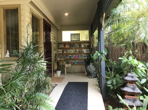 Tallow Beach Motel