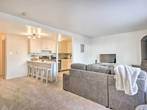 Steps to Dillon Reservoir: Mtn-view Condo