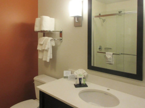 Sleep Inn & Suites Oregon - Madison