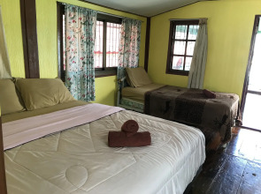 Rimtalay Resort Koh Si Chang