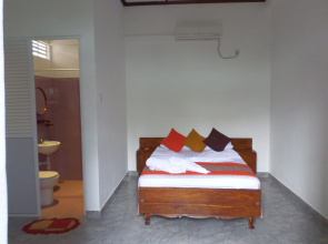 Leos Home Stay
