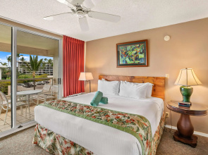 Aston at the Maui Banyan
