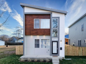 Sanitized Newly Designed Super Chic Indy Home Near Fountain Square!
