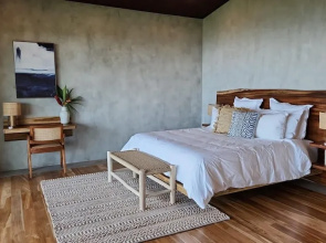 Lamangata Luxury Surf Resort
