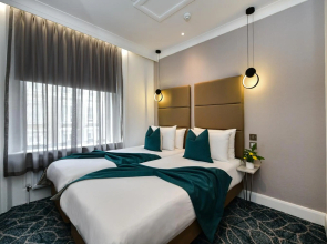Queens Park Hotel