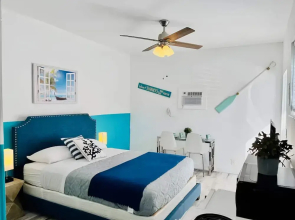 Blue Coral Studio in Hollywood