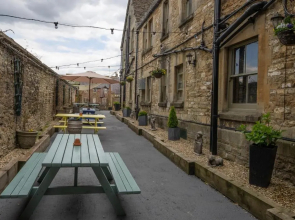 The White Hart