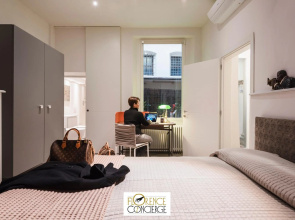 Ground Floor With Patio-Ghibellina 65