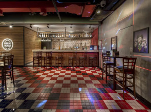 Отель Wescott Hotel