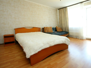 Apartments on 132 Shirotnaya Street