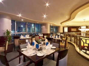 Al Manzel Hotel Apartments