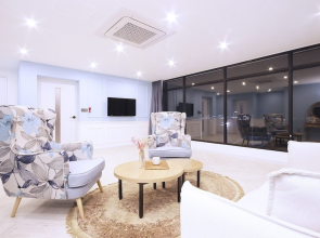 Tongyeong Boutique Hotel Gray