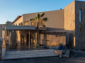 Eliros Mare Beachfront Poem Hotel