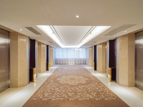 Guangdong Hotel-Free Shuttle & Registration Counter Service during Canton Fair