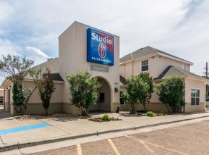 Blue Bonnet Suites Extended Stay Lubbock, Texas