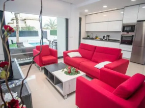 Villa Deluxe La Marina Beach