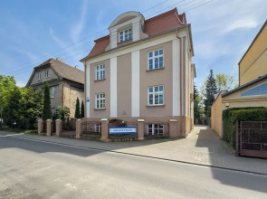 Poznan Apartment With Parking by Renters