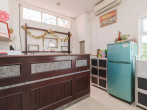 RedDoorz near Jembatan Siti Nurbaya Padang