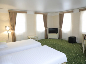 Bek Plus Hotel