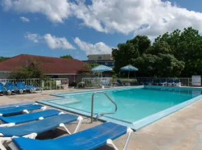 Montego Bay Club