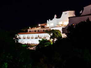 Hotel Luci di La Muntagna