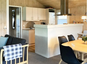 6 Person Holiday Home in Jerup-by Traum