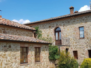 Agriturismo Colle Di Mezzo