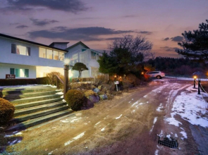 Pyeongchang Sugaseong Pension (Individual Terrace, Natural Recreation Forest)