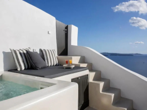 Apanema Cavehouses Santorini