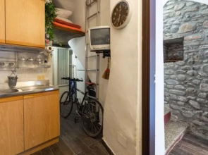 House Peter Albenga